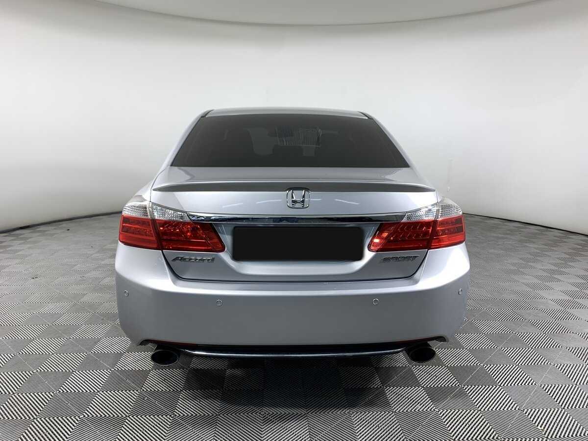 Купить Honda Accord с пробегом. Фото: #4