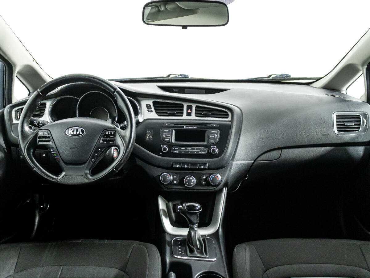 Купить Kia Ceed с пробегом. Фото: #12