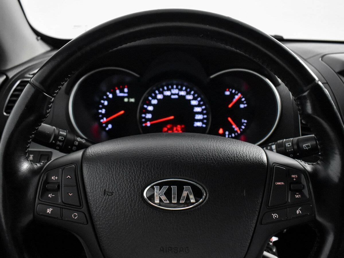 Купить Kia Sorento с пробегом. Фото: #13