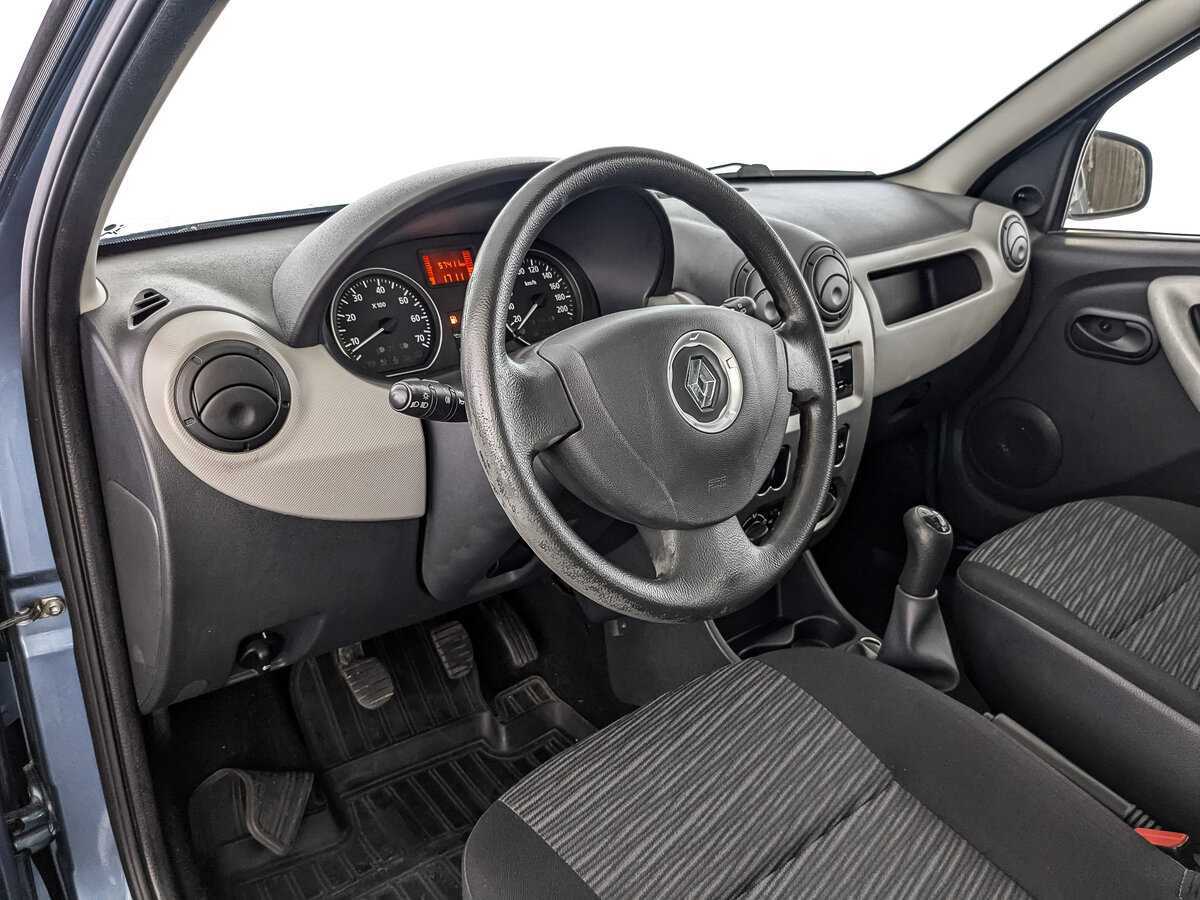 Купить Renault Sandero с пробегом. Фото: #10