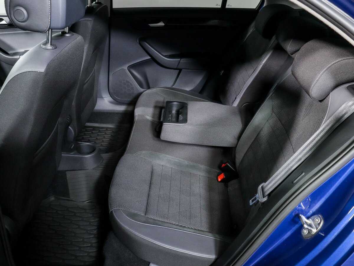 Купить Volkswagen Polo с пробегом. Фото: #9