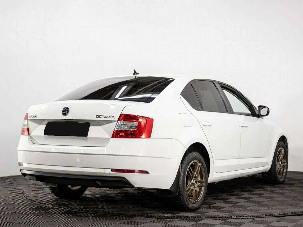 Купить Skoda Octavia с пробегом. Фото: #5