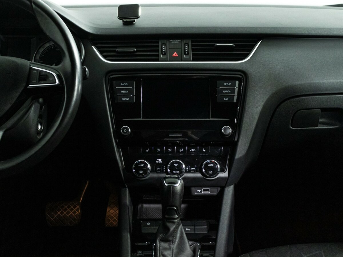 Купить Skoda Octavia с пробегом. Фото: #13