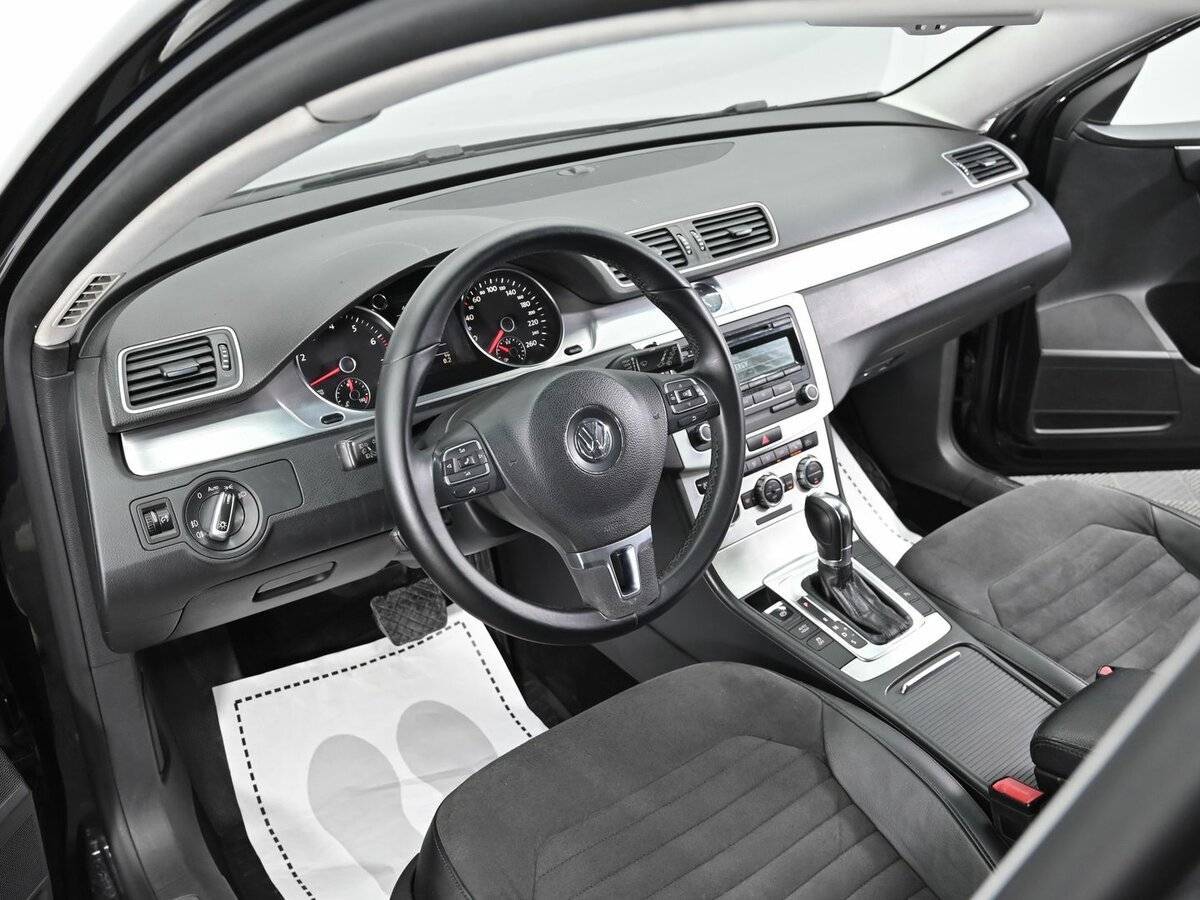 Купить Volkswagen Passat с пробегом. Фото: #7