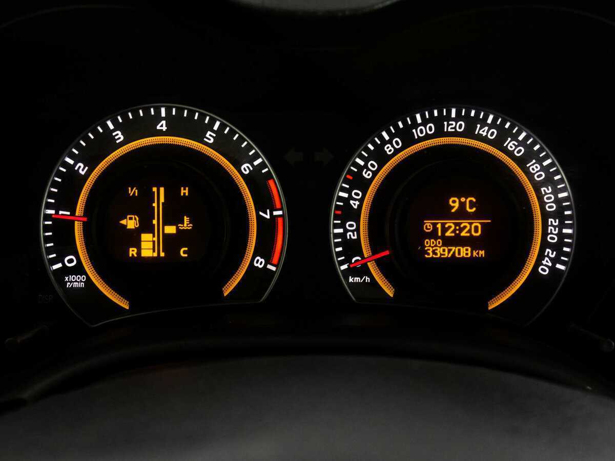 Купить Toyota Corolla с пробегом. Фото: #11