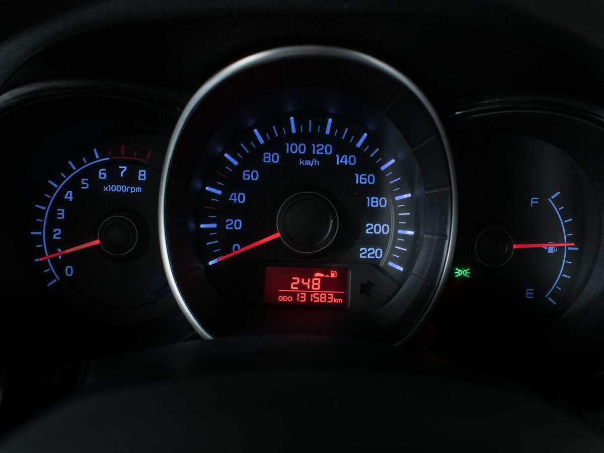 Купить Kia Rio с пробегом. Фото: #10