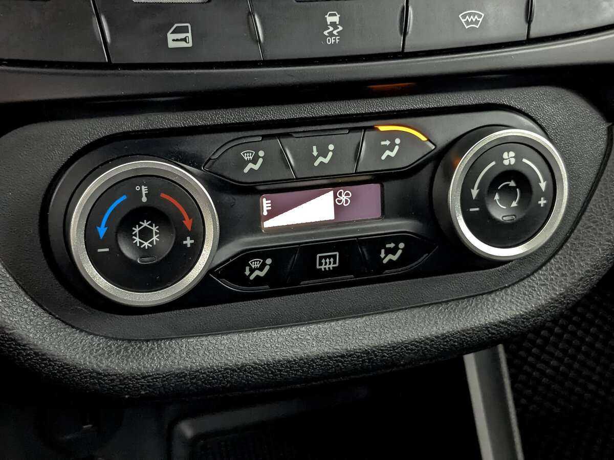 Купить Lada (ВАЗ) Vesta с пробегом. Фото: #16