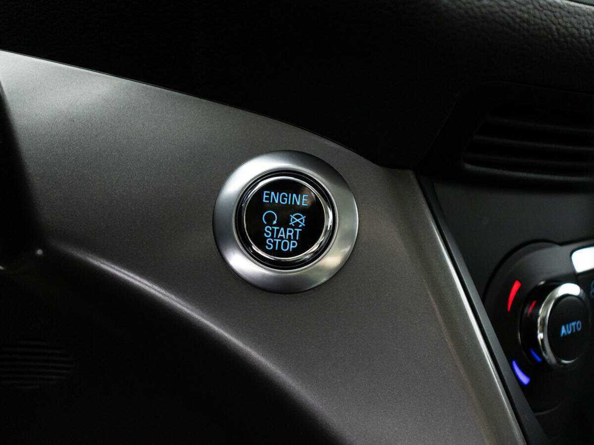 Купить Ford Kuga с пробегом. Фото: #16