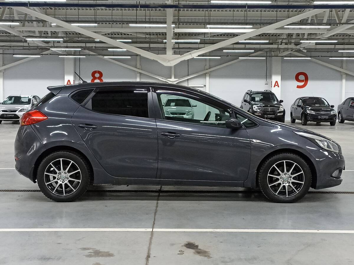 Купить Kia Ceed с пробегом. Фото: #3