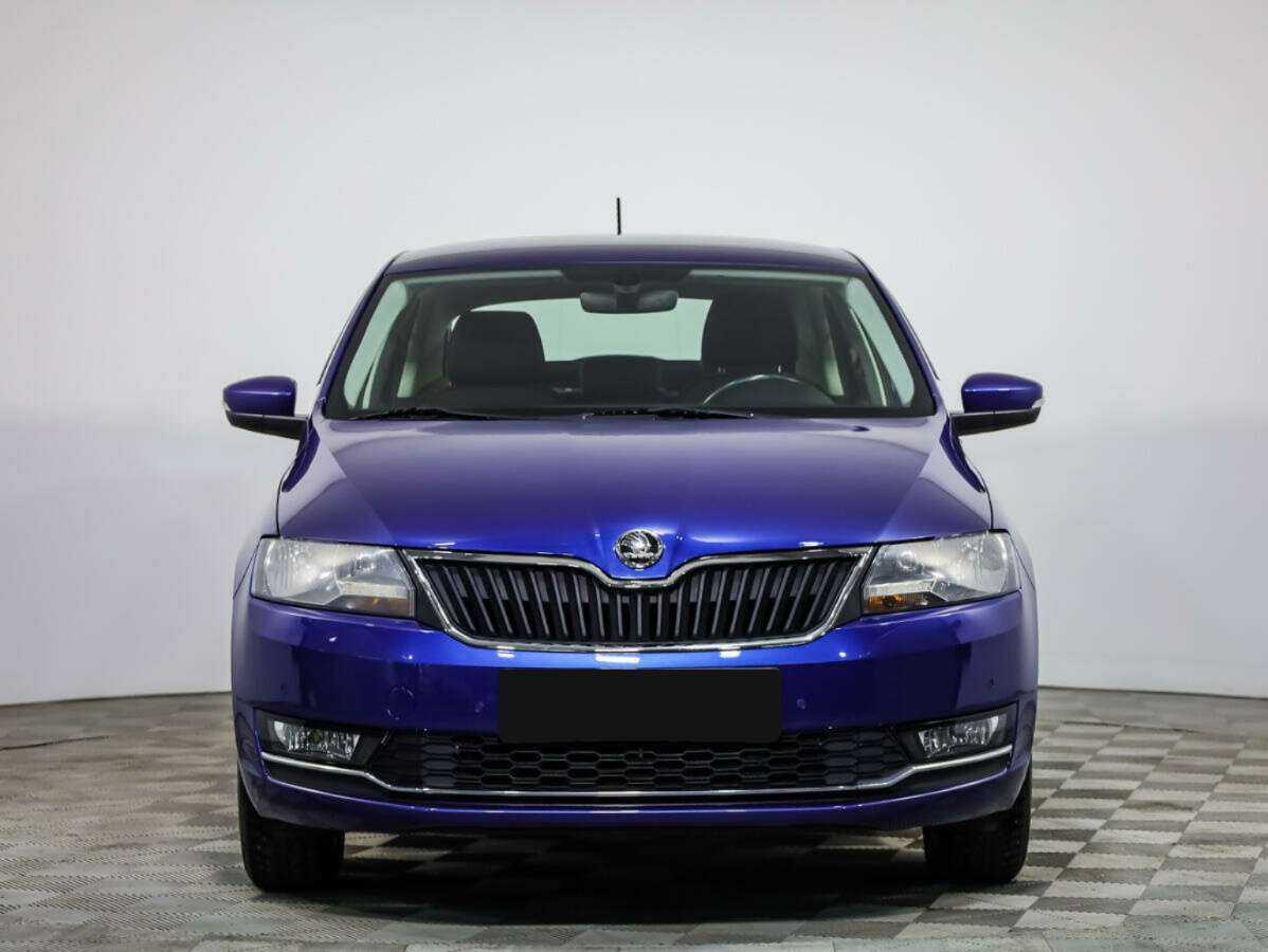 Купить Skoda Rapid с пробегом. Посмотреть фото
