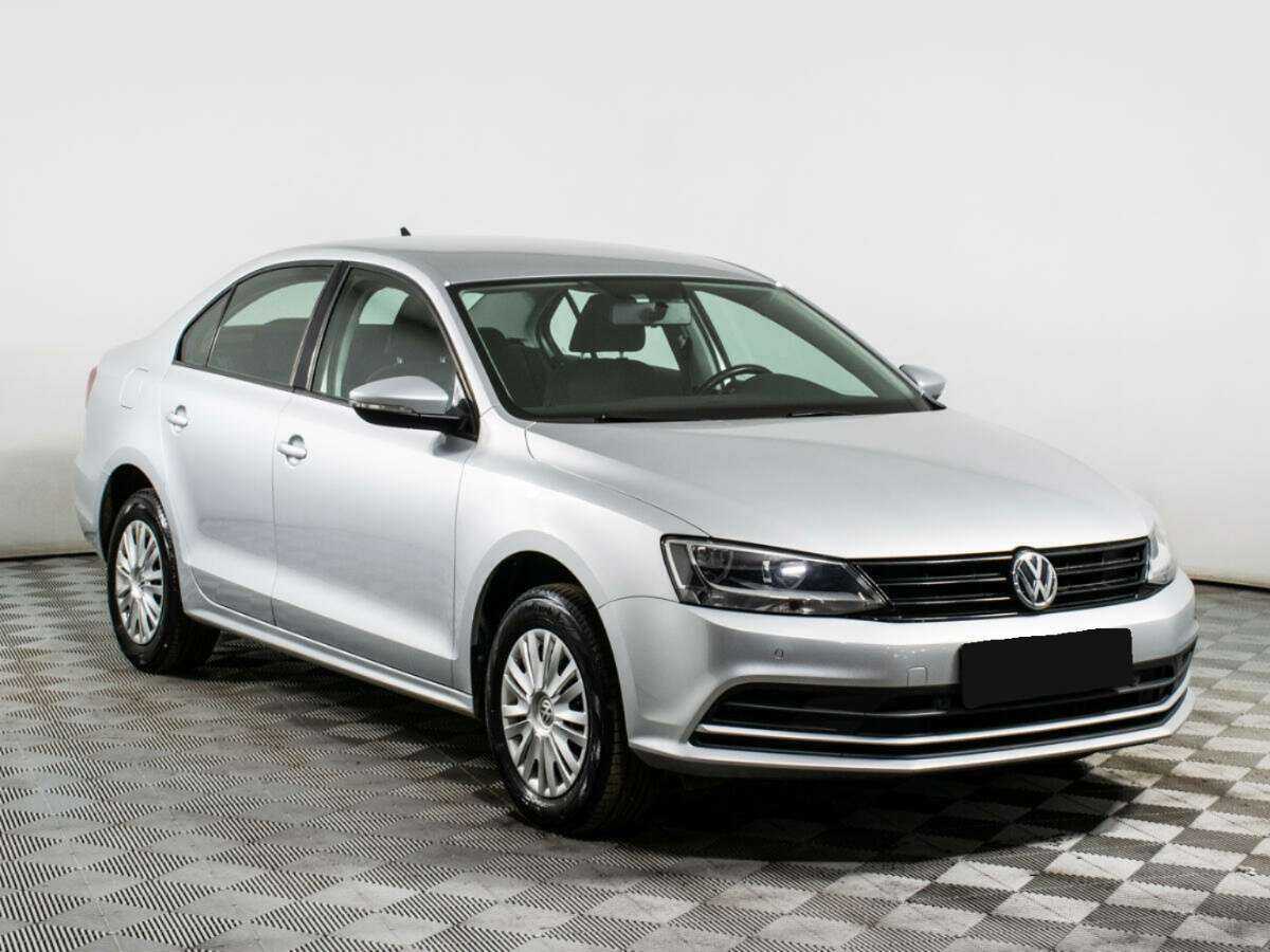 Купить Volkswagen Jetta с пробегом. Фото: #2