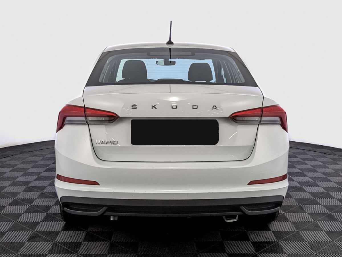 Купить Skoda Rapid с пробегом. Фото: #5
