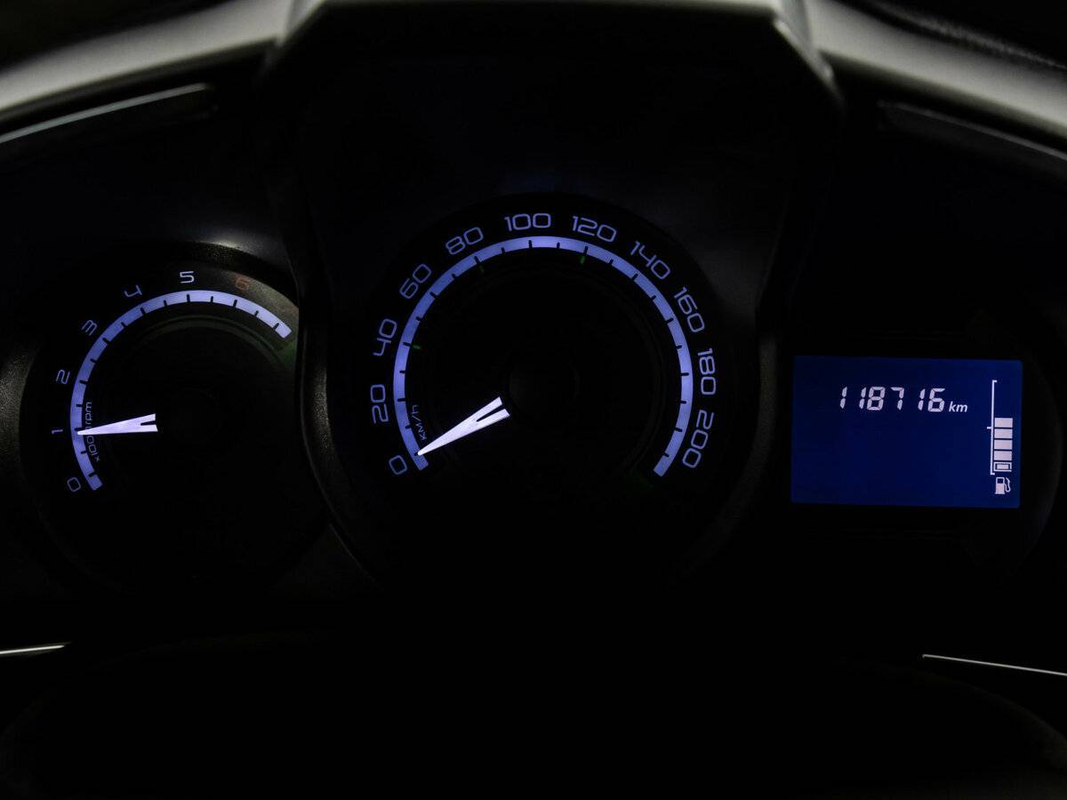 Купить Lada (ВАЗ) XRAY с пробегом. Фото: #16