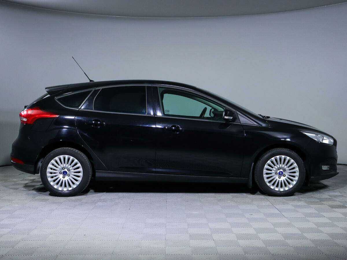 Купить Ford Focus с пробегом. Фото: #3