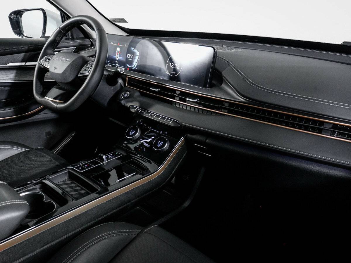 Купить EXEED LX с пробегом. Фото: #12