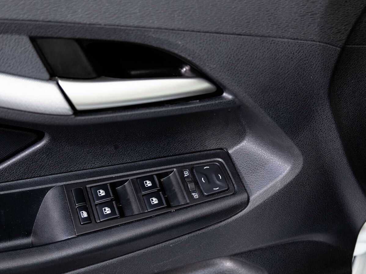 Купить Lada (ВАЗ) Vesta с пробегом. Фото: #14