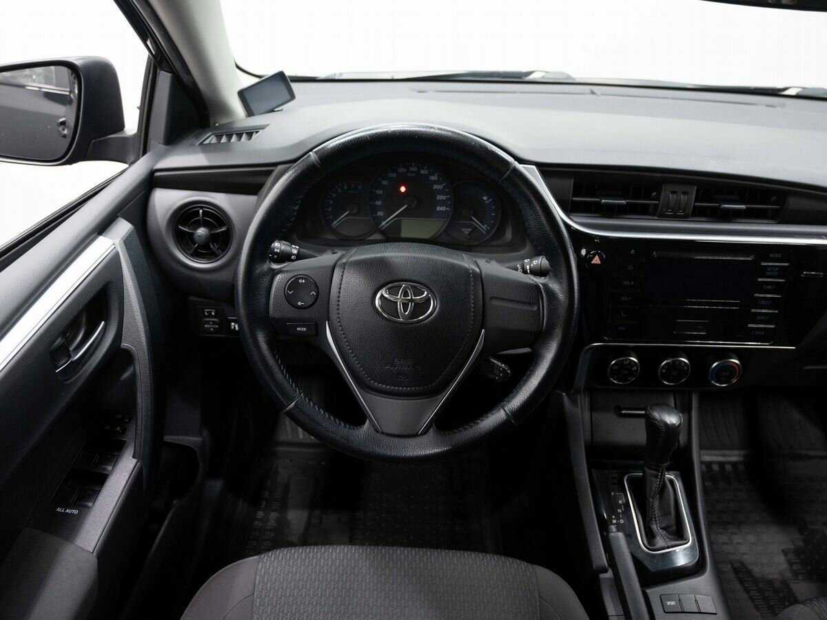 Купить Toyota Corolla с пробегом. Фото: #13