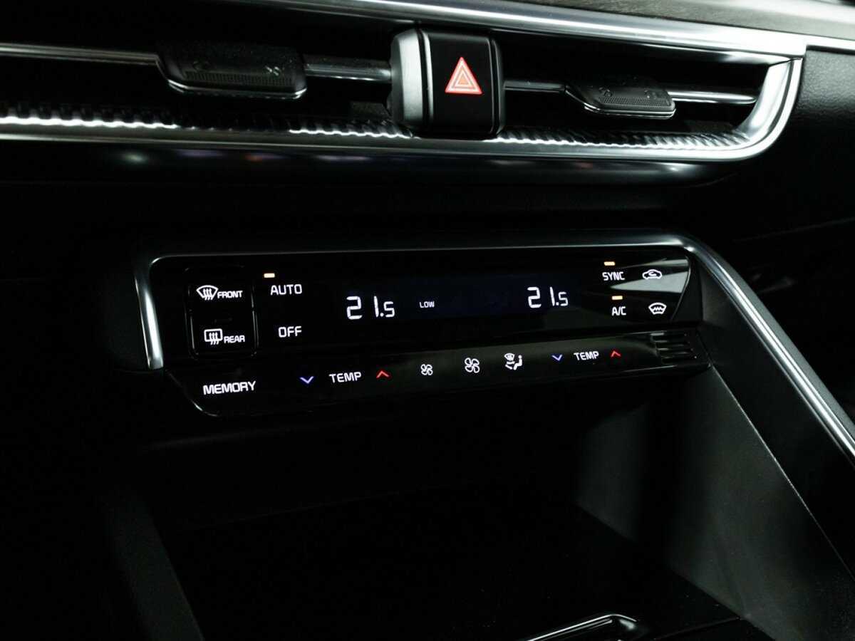 Купить Kia K5 с пробегом. Фото: #21