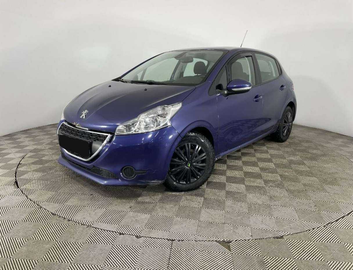 Купить Peugeot 208 с пробегом. Посмотреть фото
