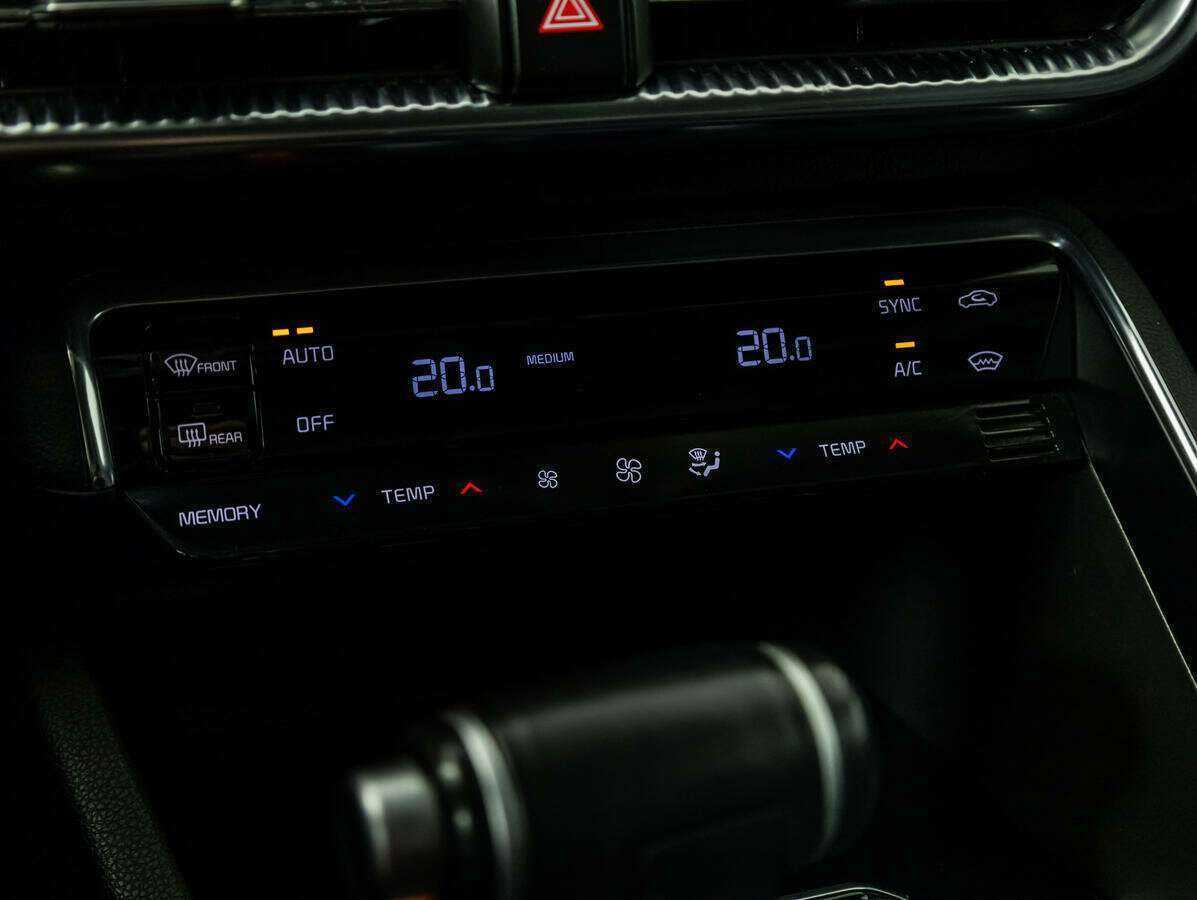 Купить Kia K5 с пробегом. Фото: #21