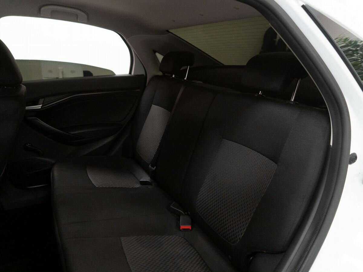 Купить Lada (ВАЗ) Vesta с пробегом. Фото: #6