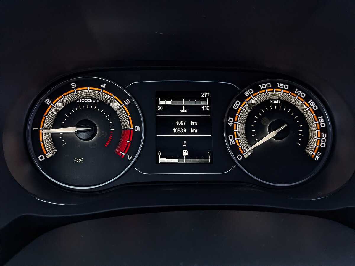 Купить Lada (ВАЗ) Vesta с пробегом. Фото: #15