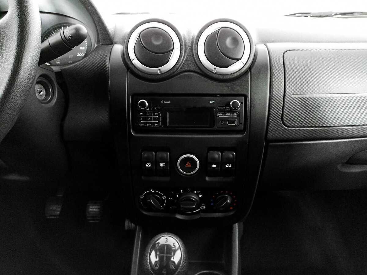 Купить Lada (ВАЗ) Largus с пробегом. Фото: #9