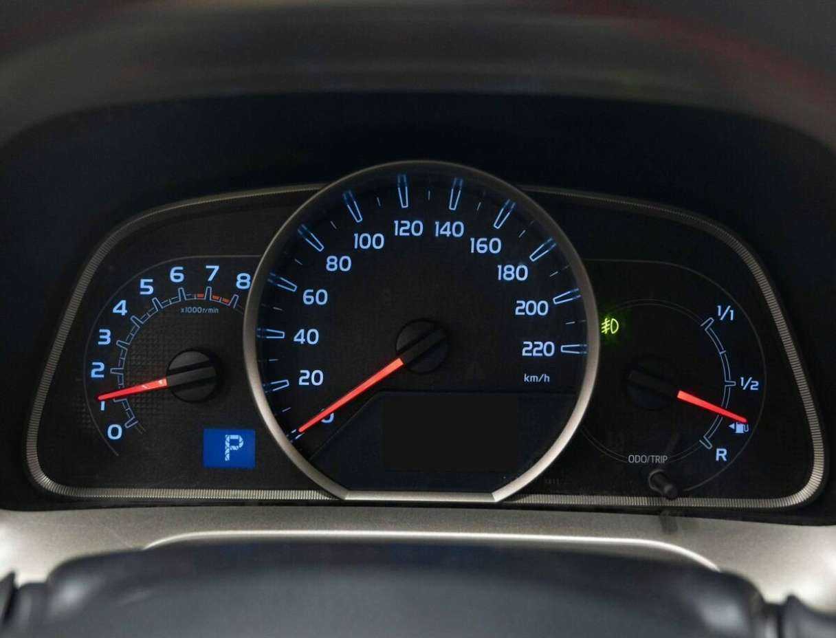 Купить Toyota RAV4 с пробегом. Фото: #17