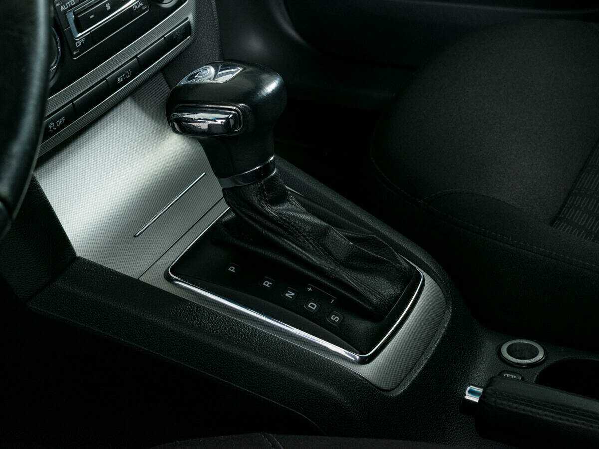 Купить Skoda Octavia с пробегом. Фото: #15