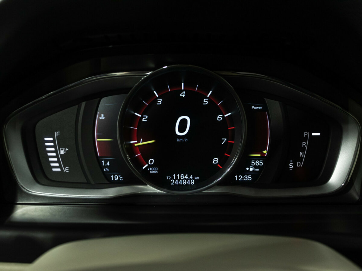 Купить Volvo S80 с пробегом. Фото: #11