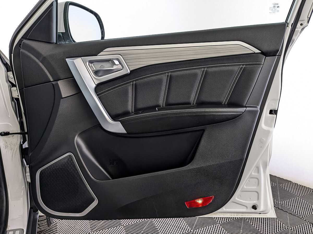 Купить Geely Emgrand X7 с пробегом. Фото: #21