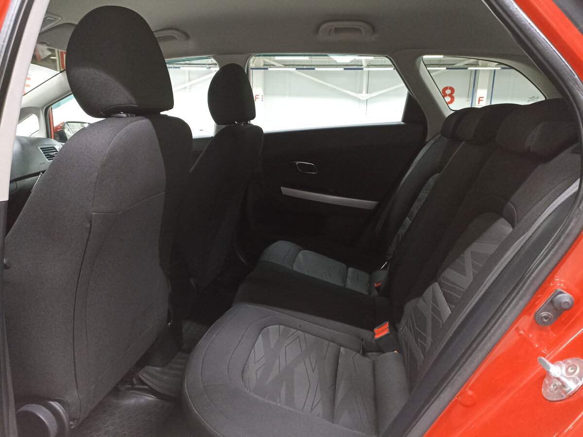 Купить Kia Ceed с пробегом. Фото: #11