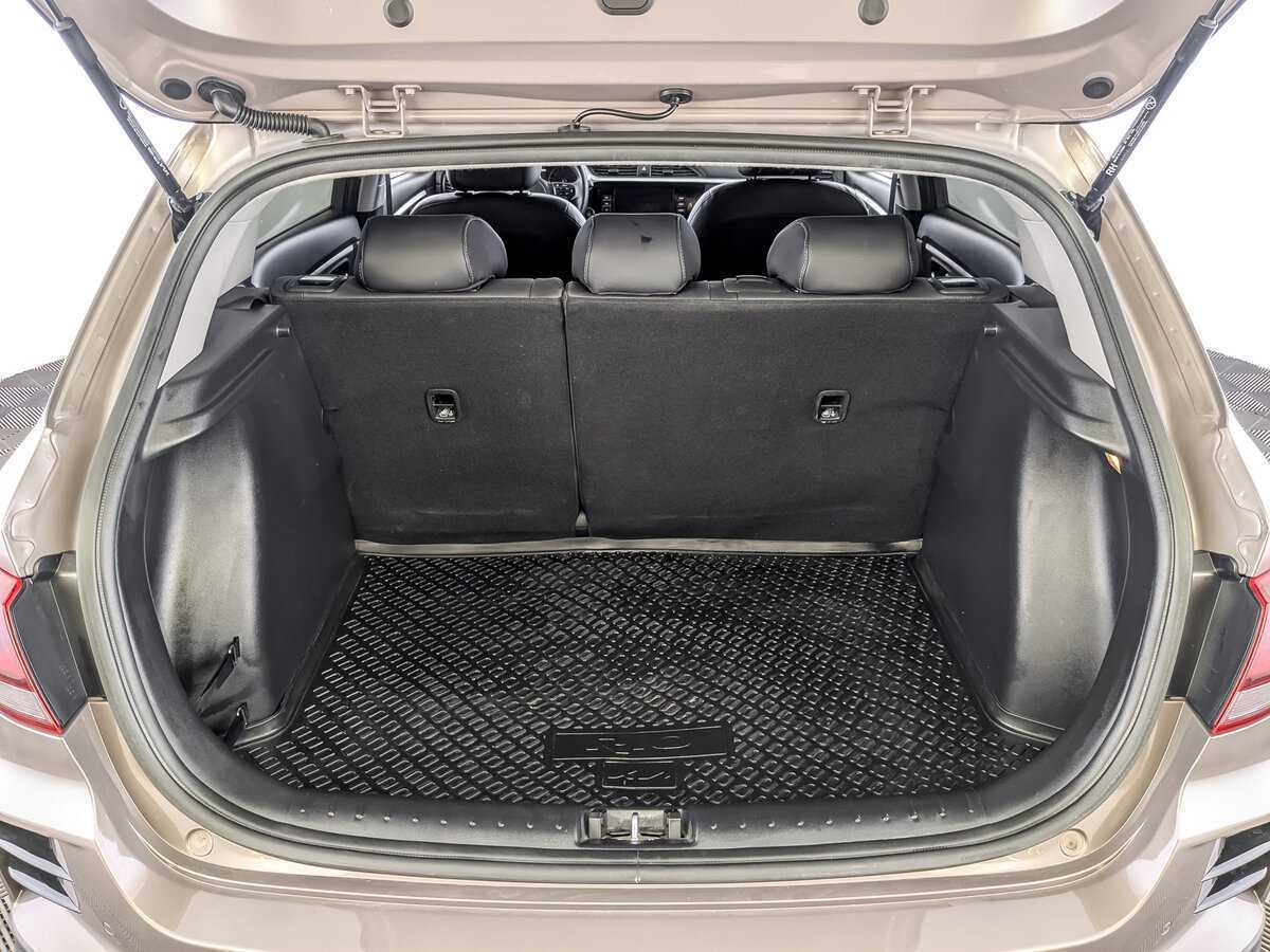 Купить Kia Rio с пробегом. Фото: #9