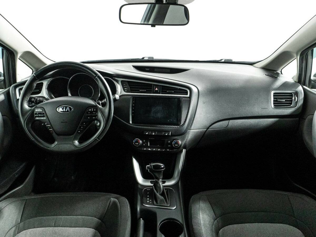 Купить Kia Ceed с пробегом. Фото: #12