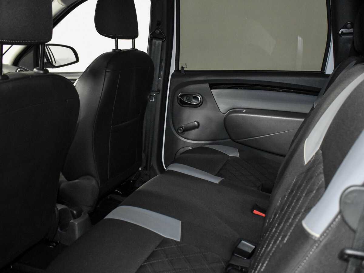 Купить Lada (ВАЗ) Largus с пробегом. Фото: #15