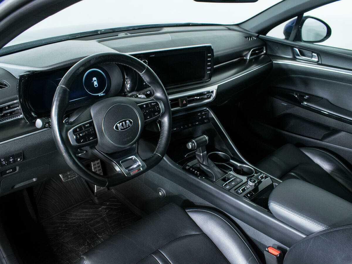 Купить Kia K5 с пробегом. Фото: #12