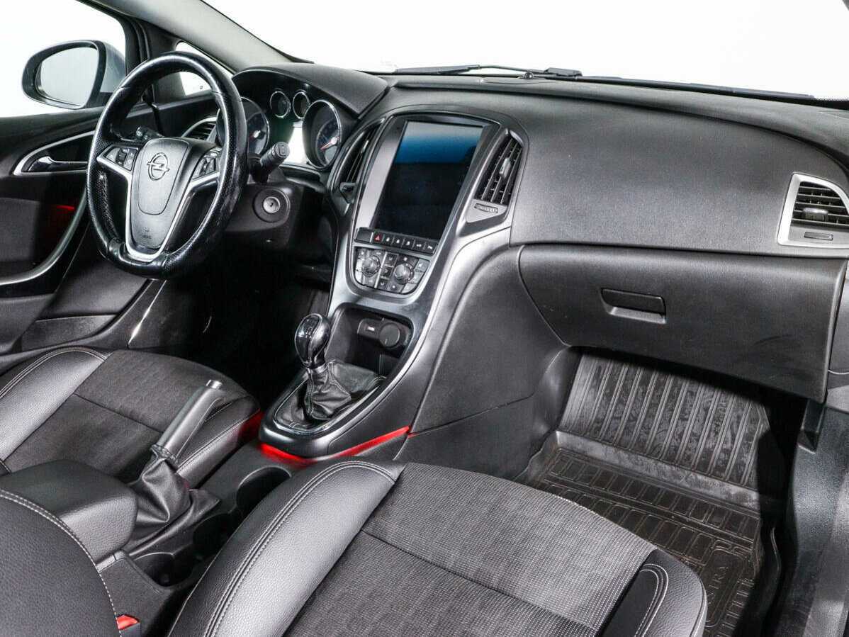 Купить Opel Astra с пробегом. Фото: #6
