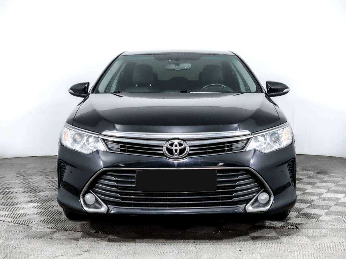 Купить Toyota Camry с пробегом. Фото: #1