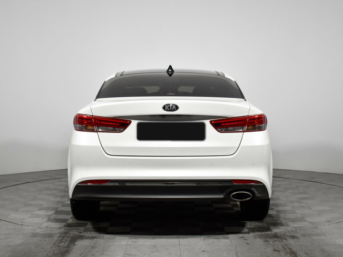 Купить Kia K5 с пробегом. Фото: #4