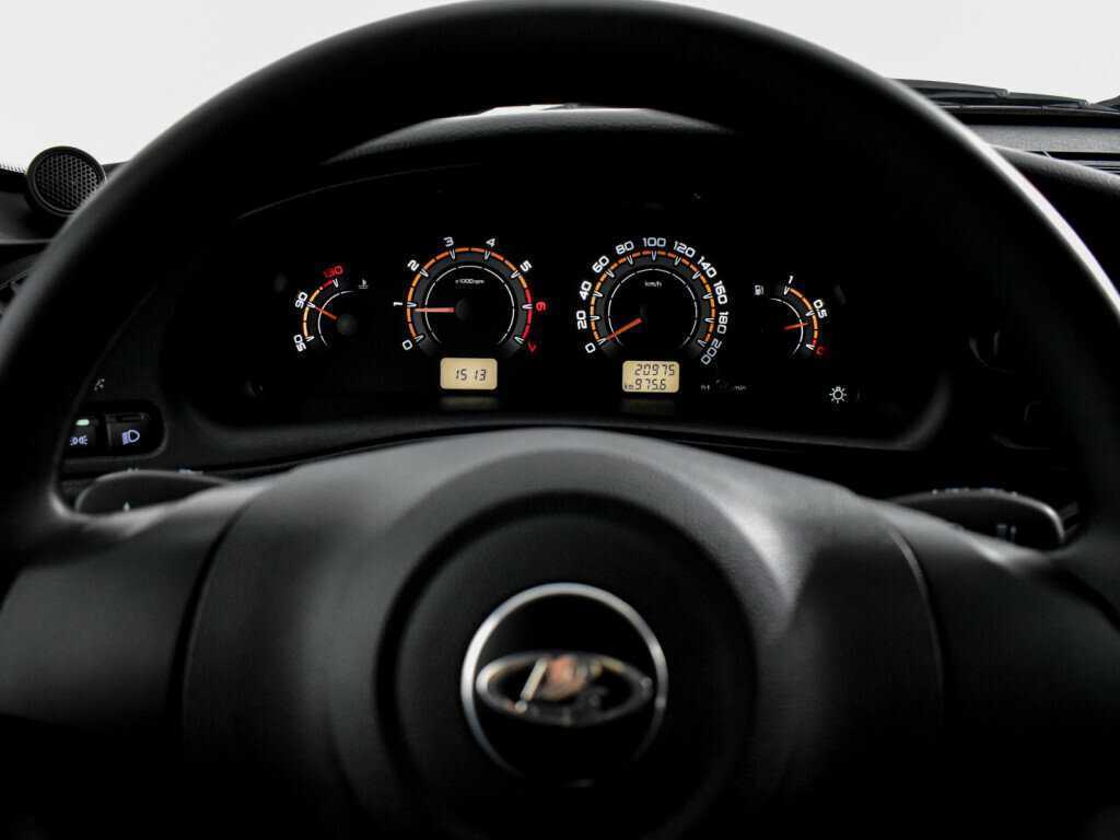 Купить Lada (ВАЗ) Niva с пробегом. Фото: #15