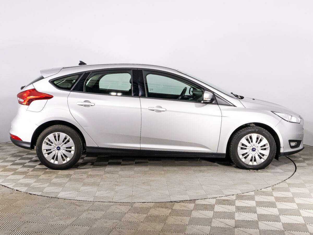 Купить Ford Focus с пробегом. Фото: #3