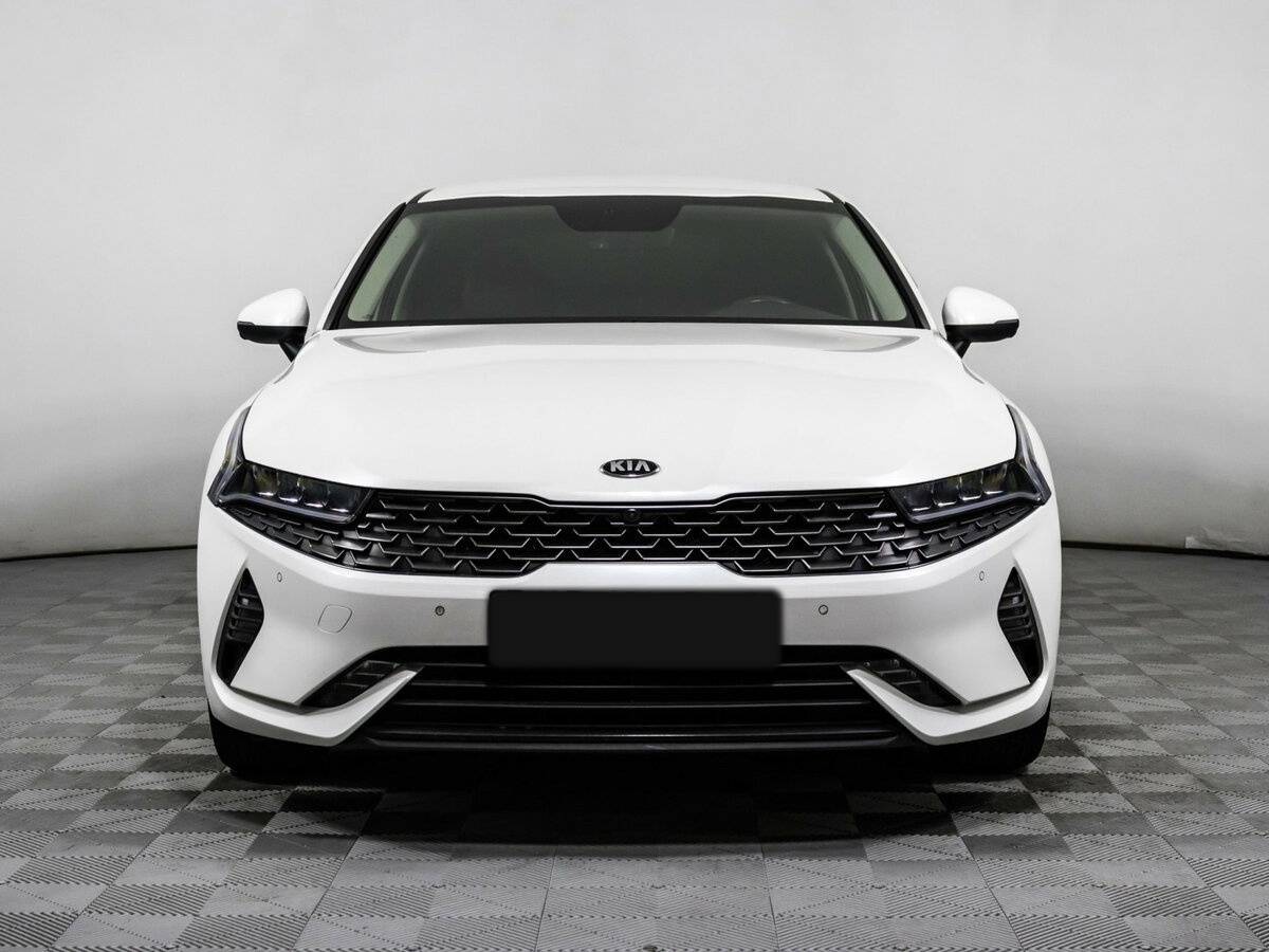 Купить Kia K5 с пробегом. Фото: #1