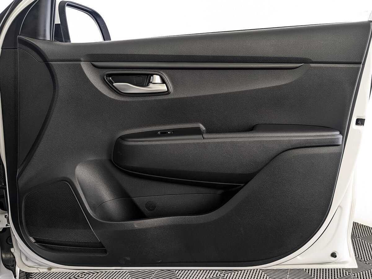 Купить Kia Rio с пробегом. Фото: #23