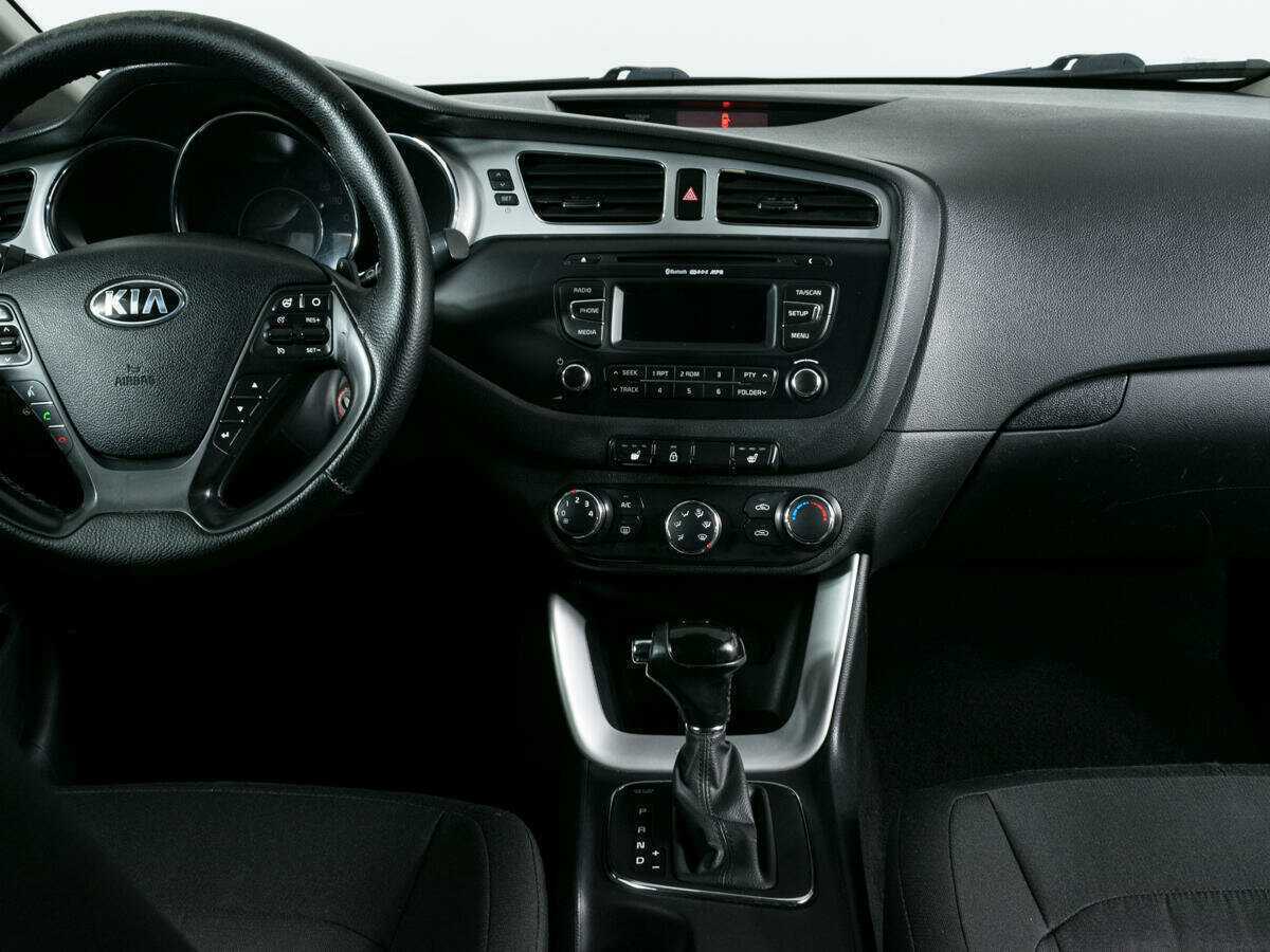 Купить Kia Ceed с пробегом. Фото: #7
