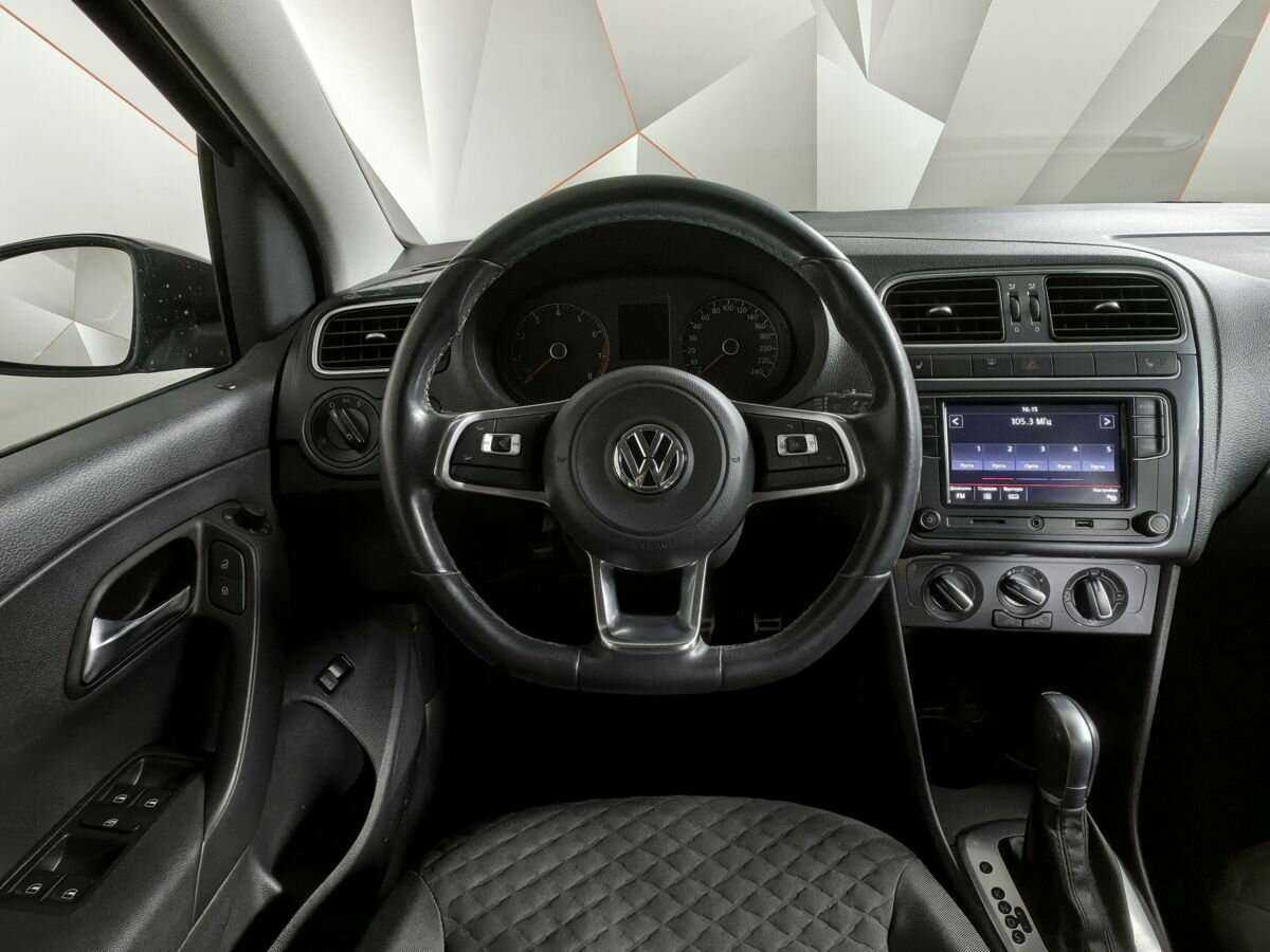 Купить Volkswagen Polo с пробегом. Фото: #14