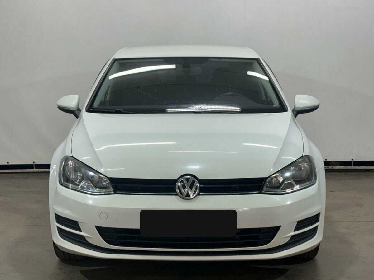 Купить Volkswagen Golf с пробегом. Фото: #1
