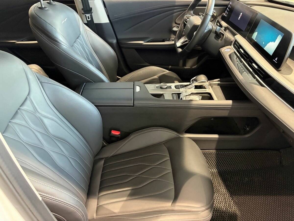 Купить Chery Arrizo 8 с пробегом. Фото: #9