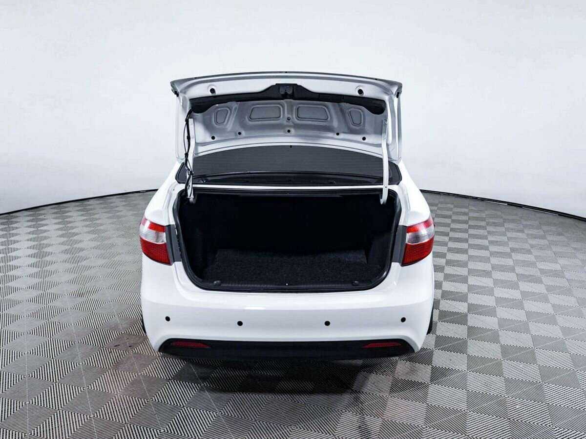 Купить Kia Rio с пробегом. Фото: #9