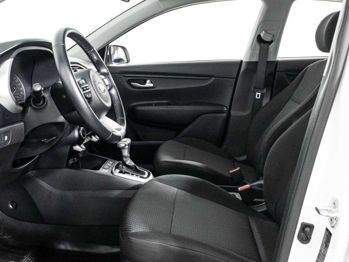 Купить Kia Rio с пробегом. Фото: #18