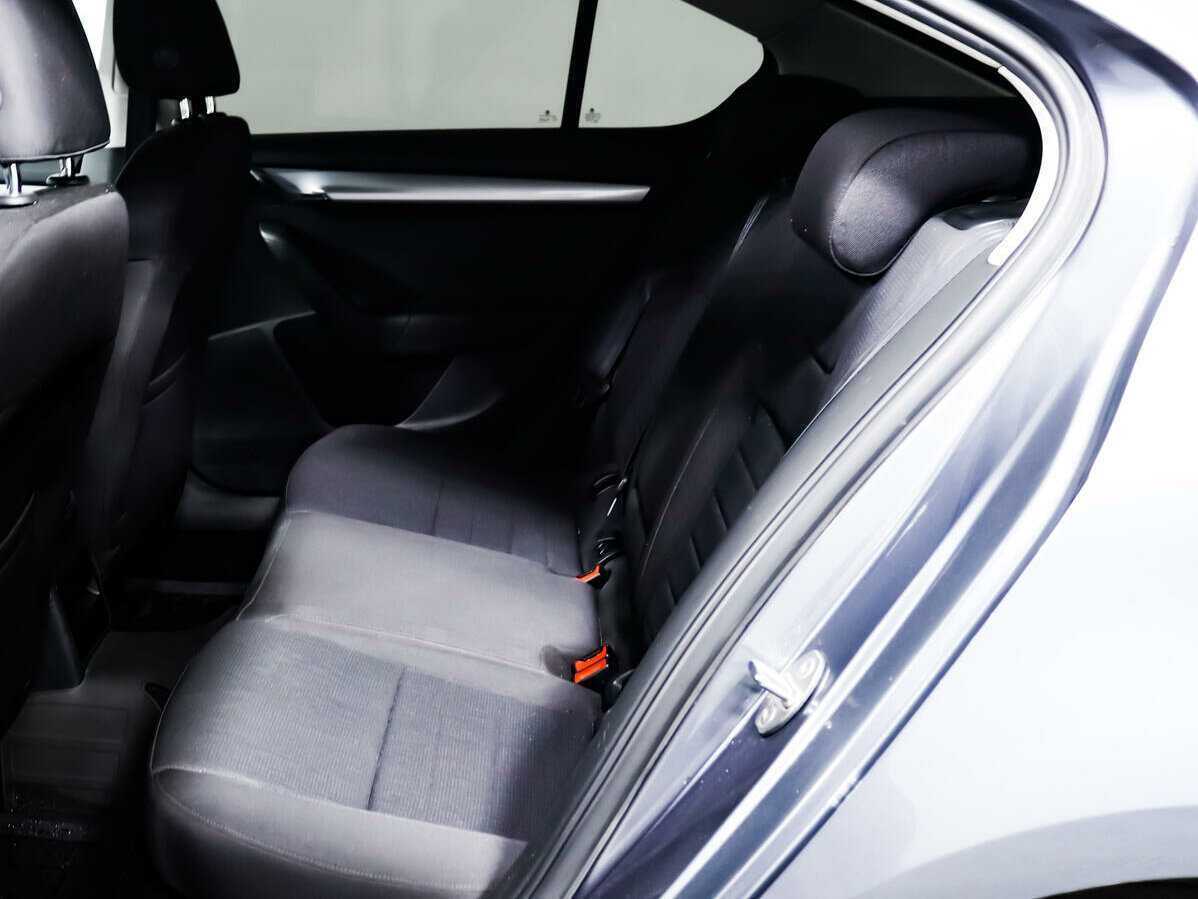 Купить Skoda Octavia с пробегом. Фото: #11